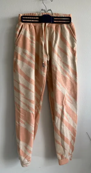 Sweaty Betty Essentials Tapered Joggers Peach Cream Tiger Stripe Cotton XS‎ thumbnail 1