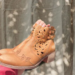 Veracruz Fire & Flourish Leather Ankle Boots thumbnail 4