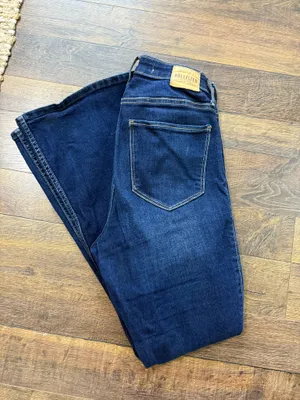 Hollister flare jeans thumbnail 2