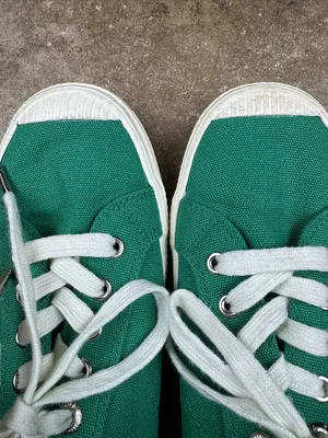 Cariuma Green Canvas Low-Top Sneakers with White Laces Size: 9 thumbnail 8