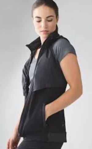 lululemon athletica Black Layered Lightweight Vest 1094 thumbnail 1