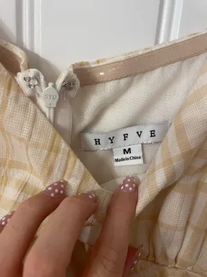 Short Yellow Dress Size M thumbnail 2