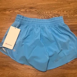 Lululemon Hotty Hot Shorts 4” thumbnail 3