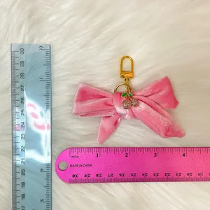 🎀🩷NWT Juicy Couture Hot Pink Barrel Bag/Purse with Accessories 🩷🎀 thumbnail 10