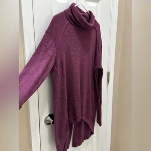 Free People We the Free Split Back Turtleneck Sweater Size Medium purple thumbnail 11