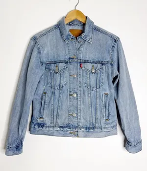 Levi’s Premium Light Wash Denim Trucker Jacket XS Cotton Women’s thumbnail 1