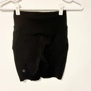 Lululemon Black Base Pace High‎ Rise Short 8” Size 2 Athletic Workout thumbnail 4