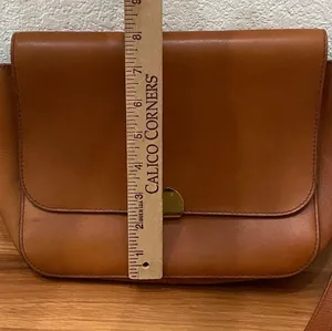 Madewell L4913 Brown Leather The Abroad Shoulder Bag thumbnail 10