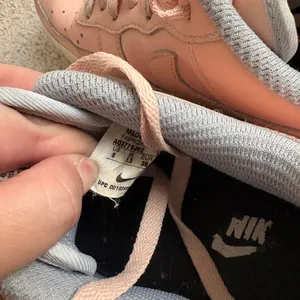 Women’s Nike Air Force 1 Blush Pink Sneakers Size: 8 thumbnail 7