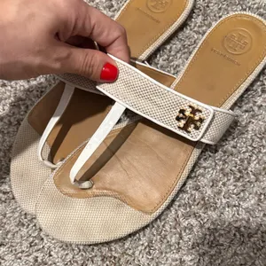 Tory Burch White and Tan Sandals thumbnail 3