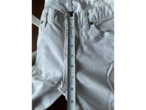 Levi’s White Bootcut Jeans with Classic Five-Pocket Design thumbnail 13