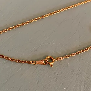 Vintage gold Avon necklace with pearls! Never worn, beautiful necklace! thumbnail 7