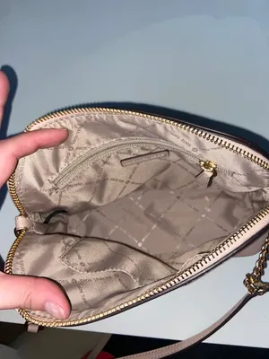Michael Kors Crossbody Purse thumbnail 7