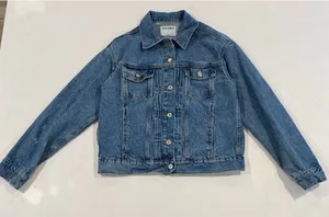 Old Navy Women Denim Trucker Jacket Medium Blue Jean Classic Button Distressed thumbnail 1