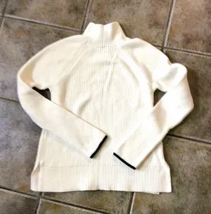 GAP for Good Ivory Mock Turtle Neck Sweater Sz XS Petite thumbnail 1