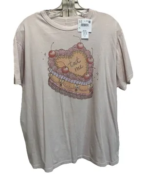 American Eagle Cake Graphic Print‎ Short Sleeve T-Shirt Size L NWT thumbnail 1