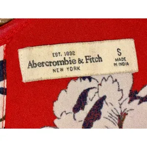 Abercrombie & Fitch Red White Floral Cutout Short Sleeve Mini Dress Womens Sz S thumbnail 3