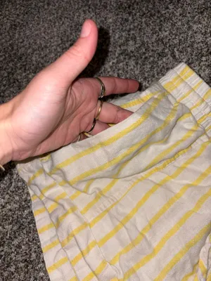 Universal Threads White Linen Shorts with Yellow Stripes thumbnail 3