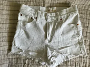 Levi's 501 High-Rise Shorts thumbnail 1