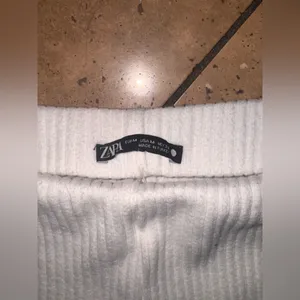 ⭐Zara White Wide-Leg Ribbed Pants thumbnail 3