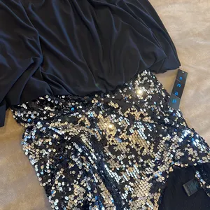 Brand new black/silver sequins mini dress size Large Black thumbnail 9