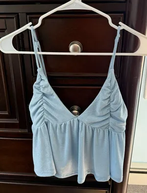 Boutique Top thumbnail 1