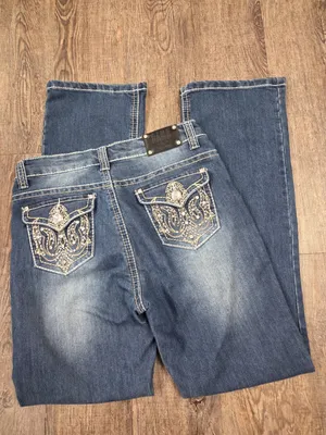 Live Hard Play Hard Rhinestone Bling Pocket Bootcut Western Jeans Denim Size 8 thumbnail 2