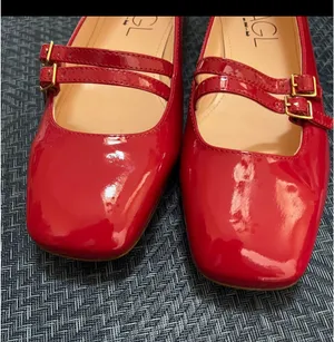 AGL Women's Red Patent Leather Mary Jane Shoes thumbnail 5