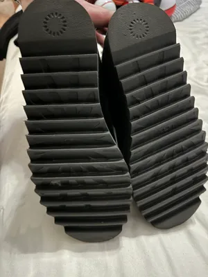 Black Size 7 thumbnail 4
