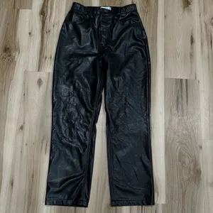 Abercrombie & Fitch The 90s Straight Ultra High Rise Faux Leather 30/10 thumbnail 2