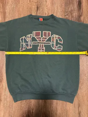 Vintage Disney Plaid New York Graphic Crewneck Sweatshirt thumbnail 5