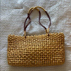 Stylish Tan Woven Tote Bag thumbnail 1