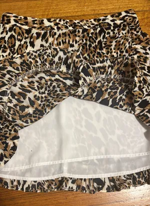 Le lis Cheetah Print Ruffle Skirt thumbnail 4