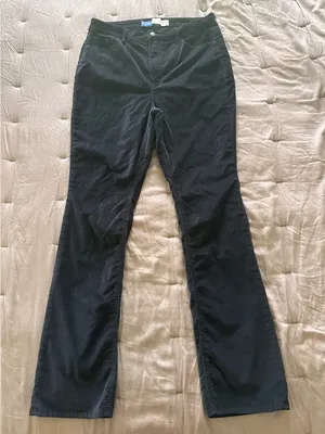 Women’s Old Navy Black Velvet Bootcut Jeans thumbnail 1