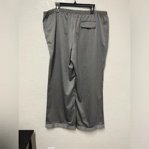 AMBRIELLE Gray Striped Satin Pajama Pants Size: 16-18/XL thumbnail 2