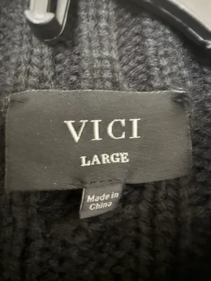 Vici Sweater thumbnail 2