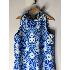 Tuckernuck‎ Blythe Shift Dress Womens L Blue & White Floral Bow Back Swing Short thumbnail 3