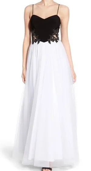 Blondie Nites Black and White Spaghetti Strap Prom Gown size 7 Junior thumbnail 1
