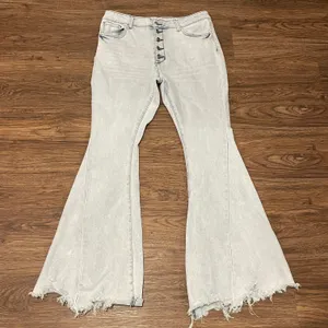 Raw Distressed Hem Flare Button Up Jeans Light Blue Size 31 thumbnail 1