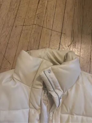 Abercrombie & Fitch Cream Puffer Jacket thumbnail 2