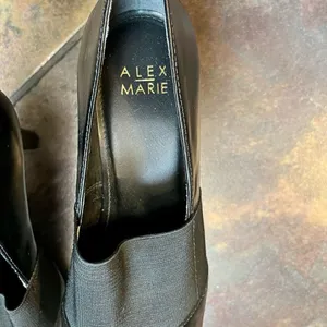 Alex Marie Black High Heel Pump Elastic Strap Size 8.5 M thumbnail 10