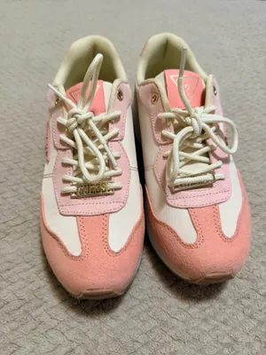 Guess Pink Sneakers thumbnail 3