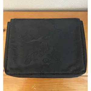 Brighton Laptop Sleeve Case Fold Over Closure Black‎ thumbnail 2