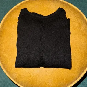 Urban Outfitters Keyhole Crop Top thumbnail 5