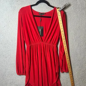 Pretty Little Thing Dress Womens 4 Red Slinky Plunge Split‎ Shift Stretch NEW thumbnail 5
