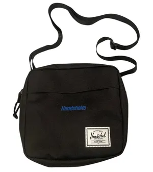 Herschel Supply Co Classic Crossbody Bag Purse Adjustable Strap Logo Unisex thumbnail 1
