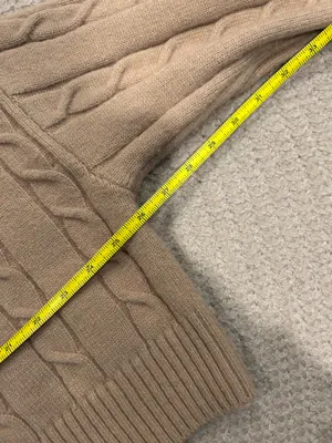 Commence cropped beige cable knit sweater thumbnail 7