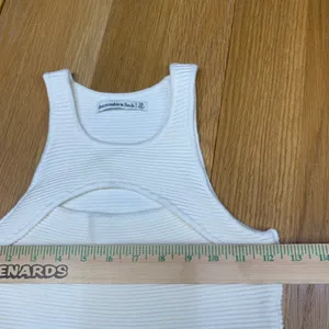 Abercrombie & Fitch Ivory White Ribbed Cutout Sleeveless‎ Bodysuit XS Womens thumbnail 2