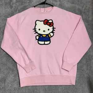 Hello Kitty Sweatshirt Womens‎ Medium Pink Chenille Patch Sanrio Pullover Fleece thumbnail 1