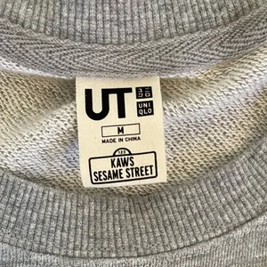 Uniqlo Kaws Sesame Street Gray Logo Sweatshirt Adult Size Medium thumbnail 6